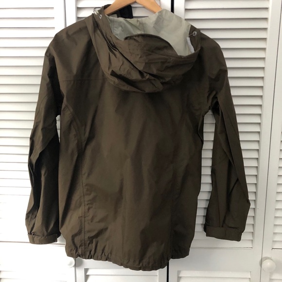 L.L Bean Rain Jacket - Picture 2 of 10